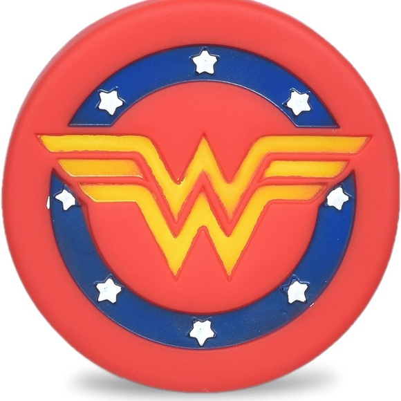 DC Comics for Pets Wonder Woman Star Logo Vinyl Dog Toy - Picture 1 of 5